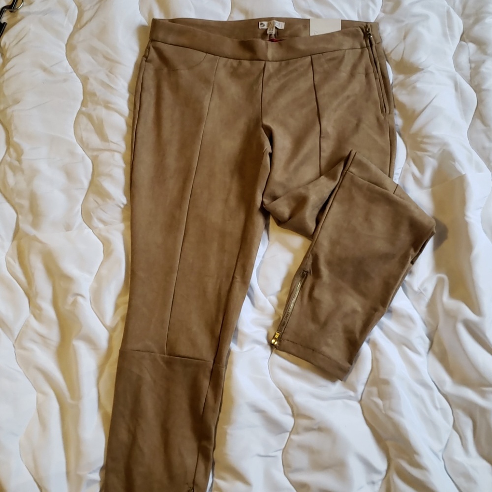 Lila Rose brown suede-like pants. NWT - never worn